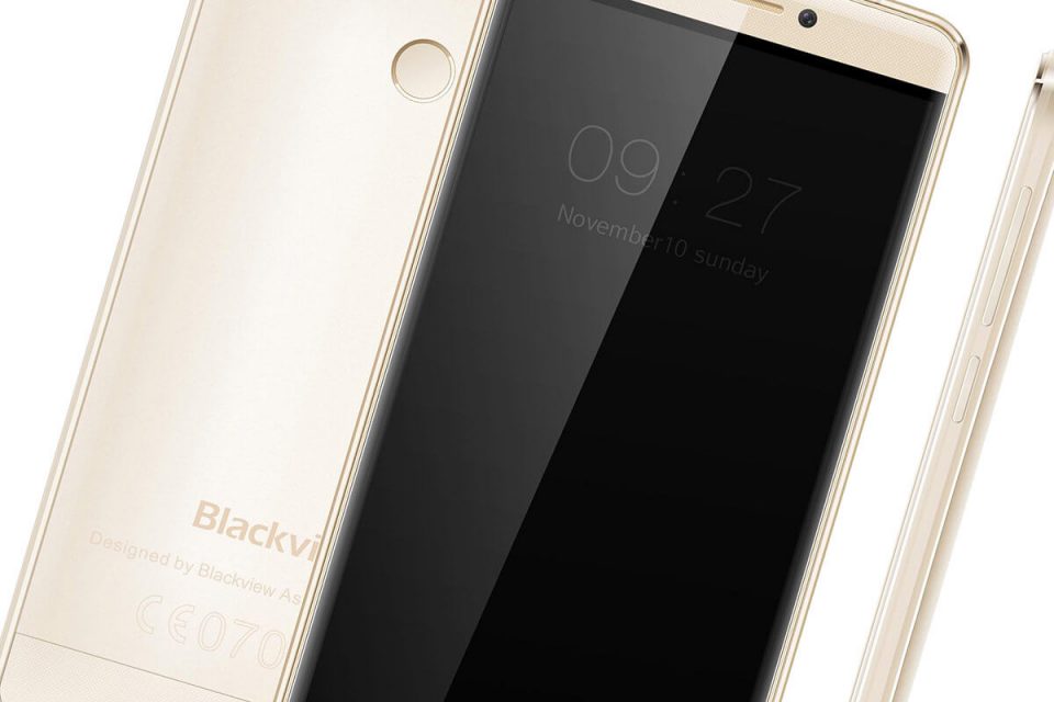 50 smartphone Blackview R7 in regalo - Copertina